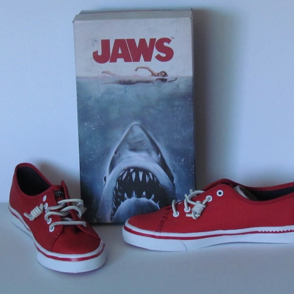 sperry jaws womens